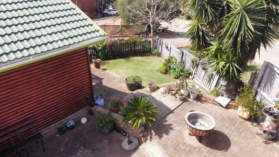 3 Bedroom Property for Sale in Bergsig Western Cape